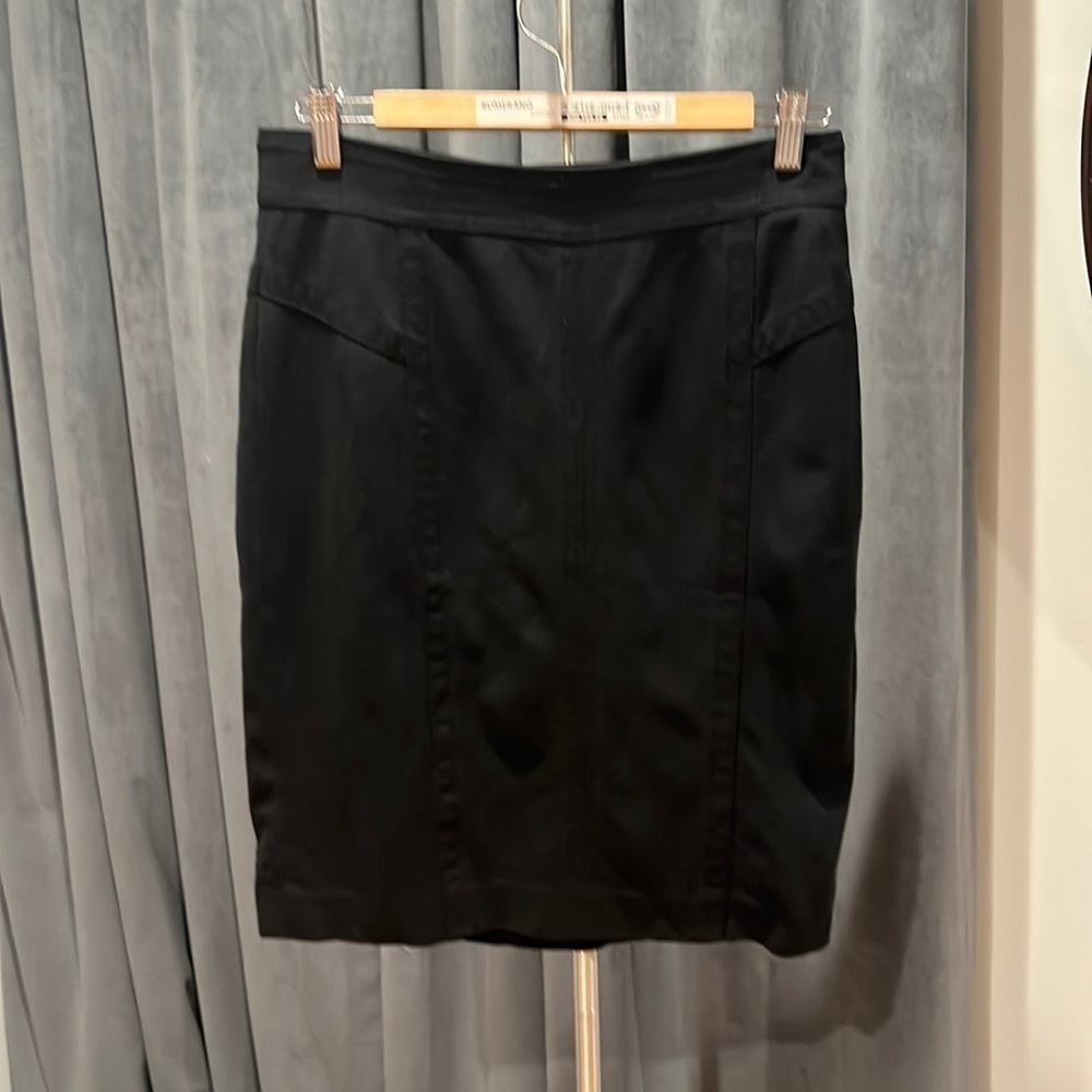 Ann Taylor seamed knit pencil skirt